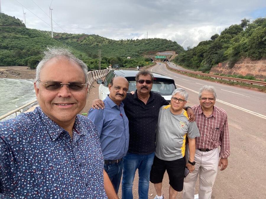 Friends on road trip